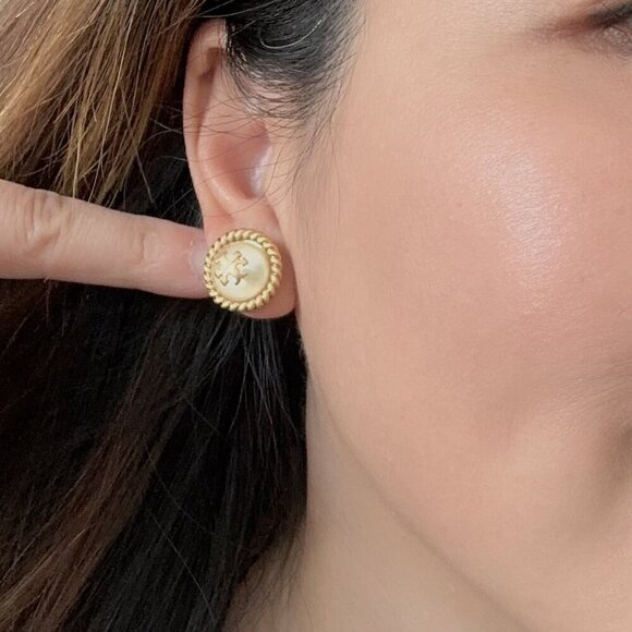 NEW！Tory Burch Roxanne Rope Circle-Stud Earrings -Mother Pearl or Pink Resin - Picture 8 of 8